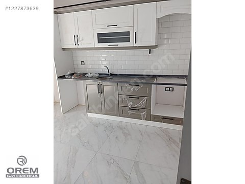 TEKİRDAĞ DA SIFIR BİNA 2+1 KAPALI MUTFAK DAİRE