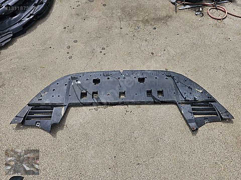 PEUGEOT 308 2013-2016 ÖN TAMPON ALT MUHAFAZA ORJİNAL 9677363680