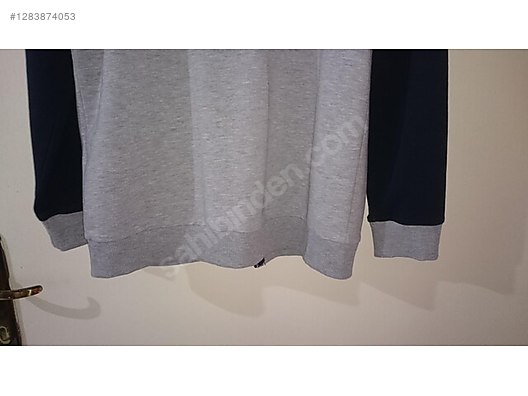 Used & Brand New Items / Clothing & Accessories / Kids' Clothing / Tracksuits & Warm-Ups