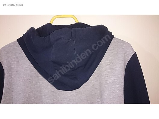 Used & Brand New Items / Clothing & Accessories / Kids' Clothing / Tracksuits & Warm-Ups