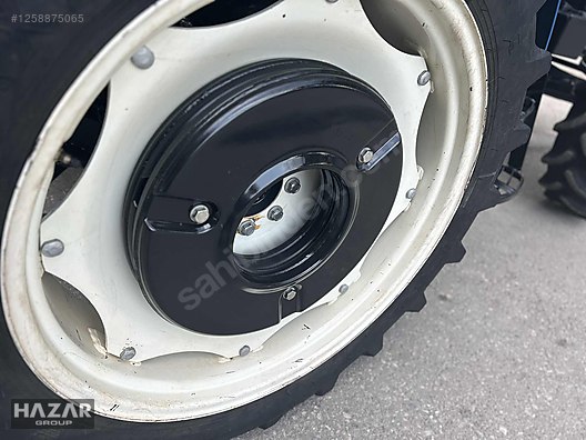 Machinery / Agricultural Machines / Tractors / New Holland / T4.70S