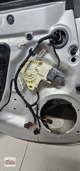 8T8833051 – AUDİ A5 SOL ARKA KAPİ ORJ
