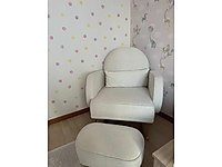 Sallanan emzirme sandalyesi