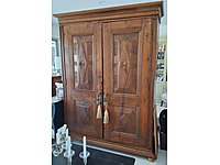 ÇOK DEKORATİF ANTİK DOLAP, KAPILAR