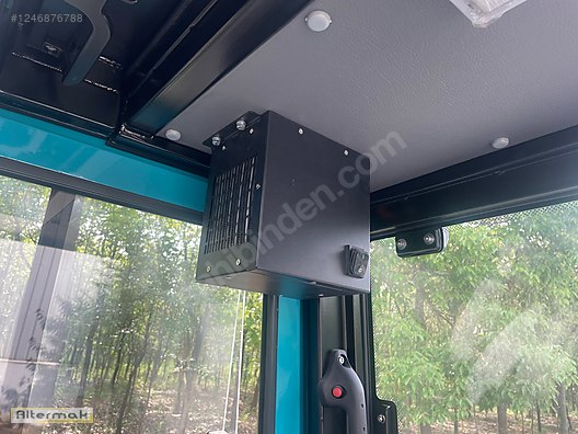 Machinery / Industrial / Carrying & Stacking Equipment / Forklifts / For Sale / Vmax