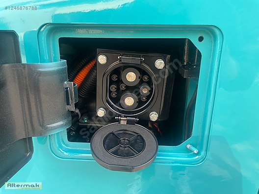 Machinery / Industrial / Carrying & Stacking Equipment / Forklifts / For Sale / Vmax