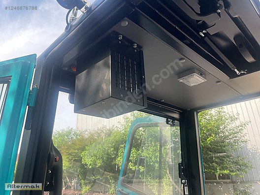 Machinery / Industrial / Carrying & Stacking Equipment / Forklifts / For Sale / Vmax