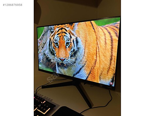 Used & Brand New Items / Gaming & Gamers Exclusive / Gaming Equipment / Gaming Monitor / Samsung