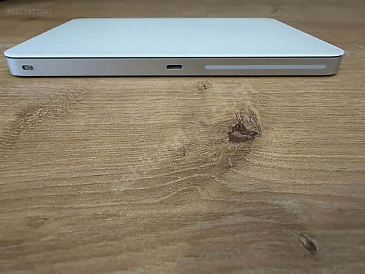 Apple Magic Trackpad 2 A1535 - Sıfıra Yakın, Lightning Girişli
