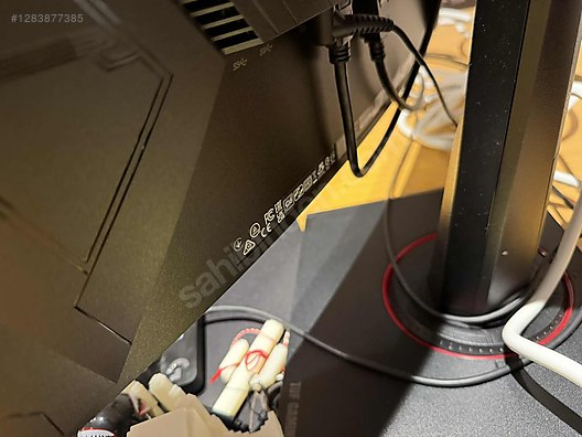 Used & Brand New Items / Computers / Monitors / LED & LCD Monitör