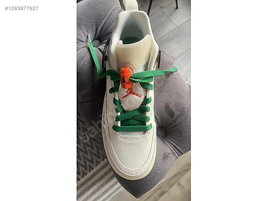 Used & Brand New Items / Clothing & Accessories / Women / Shoes / Sneakers