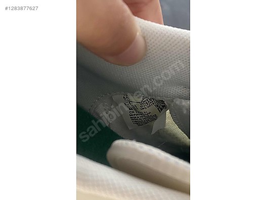 Used & Brand New Items / Clothing & Accessories / Women / Shoes / Sneakers