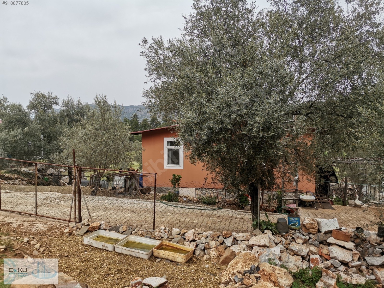 Göcek Taşbaşı�nda 1.380 m2 Arsa İçerisinde SATILIK Köy Evi Satılık