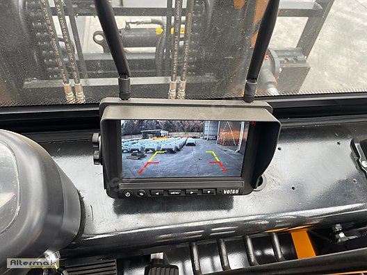 Machinery / Industrial / Carrying & Stacking Equipment / Forklifts / For Sale / Vmax