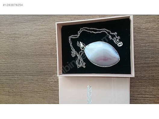 Used & Brand New Items / Jewelry / Necklaces / Silver