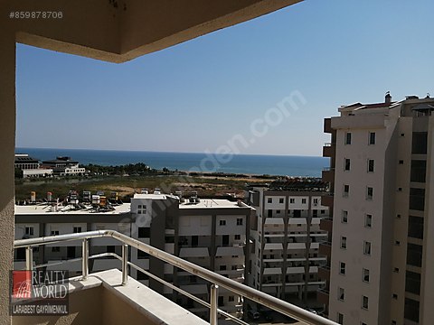 Realty World Larabest Gayrimenkul