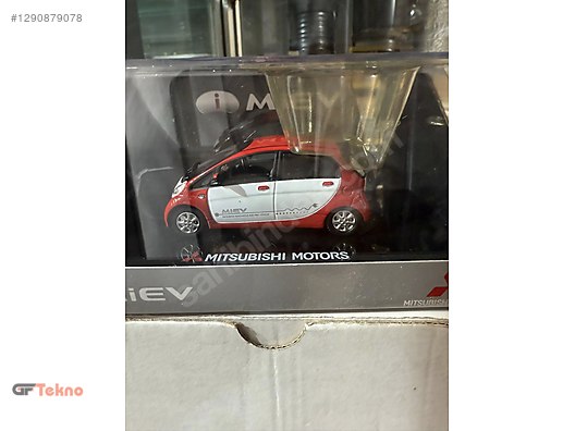 Sunstar Diecast Model 1:43 Mitsubishi Araba - 1290879078