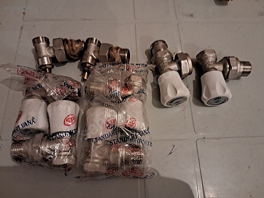 İkinci El ve Sıfır Alışveriş / Bahçe & Yapı Market / Yapı Malzemeleri / Isıtma / Petek & Havlupan