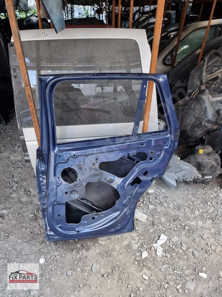 7391308 – BMW X SERİSİ F48 SAG ARKA KAPİ ORJİNAL CİKMA