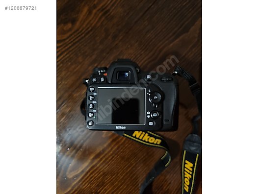 Used & Brand New Items / Cameras & Photographic Equipment / Digital Cameras / DSLR / Nikon / D7100