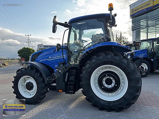Machinery / Agricultural Machines / Tractors / New Holland / TR6.135S