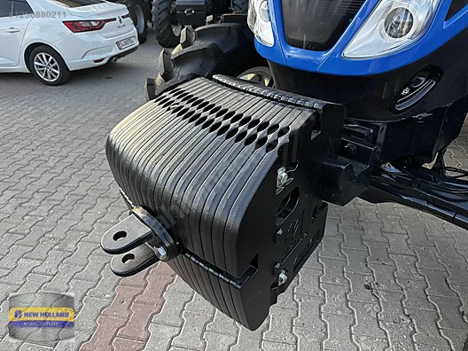 Machinery / Agricultural Machines / Tractors / New Holland / TR6.135S