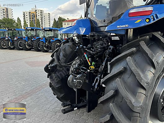 Machinery / Agricultural Machines / Tractors / New Holland / TR6.135S