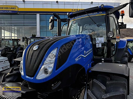 Machinery / Agricultural Machines / Tractors / New Holland / TR6.135S