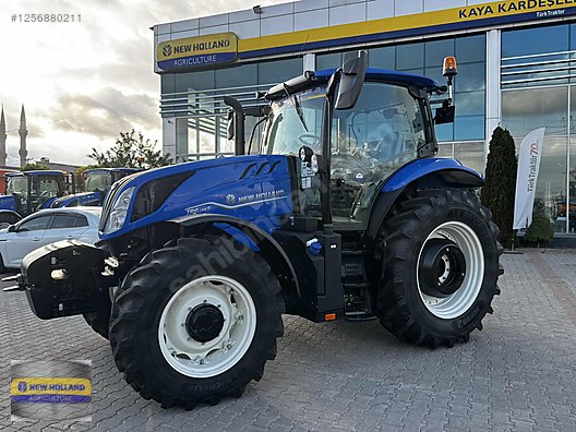 Machinery / Agricultural Machines / Tractors / New Holland / TR6.135S