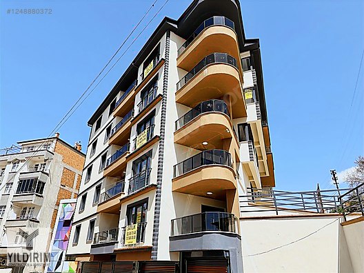 ŞEREFLİKOÇHİSARIN KALBİNDE 3+1 AİLEYE UYGUN GENİŞ DAİRE #1248880372