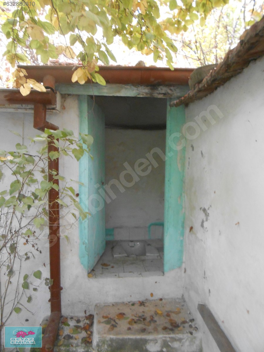 BEYAZ EMLAK�TAN GÜLLÜK MAHALLESİNDE SATILIK MÜSTAKİL EV Satılık Bina