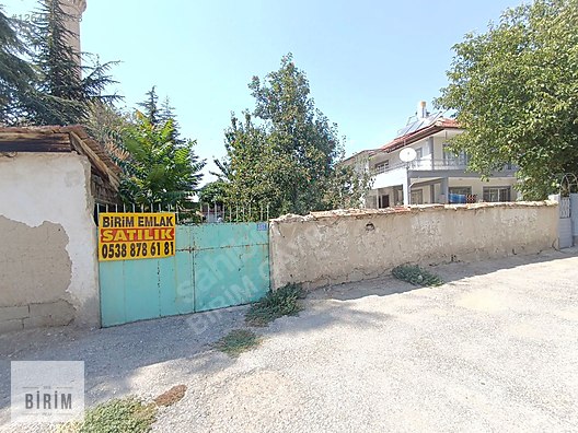 BİRİMDEN SATILIK YENİ MAHALLE DE ARSA PAYI 490M2 İKİ ADET EV VAR #1264880673