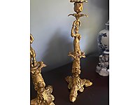 Antika pirinç şamdan