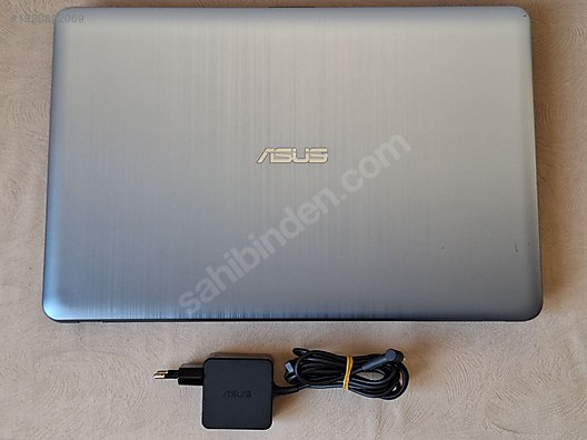 Asus / ASUS 4GBRAM 120GBSSD 4SAATPİL TYPEC LAPTOP ÇOK TEMİZ on