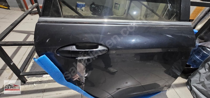 P8A61A24630KA – FORD FİESTA SAG ARKA KAPİ