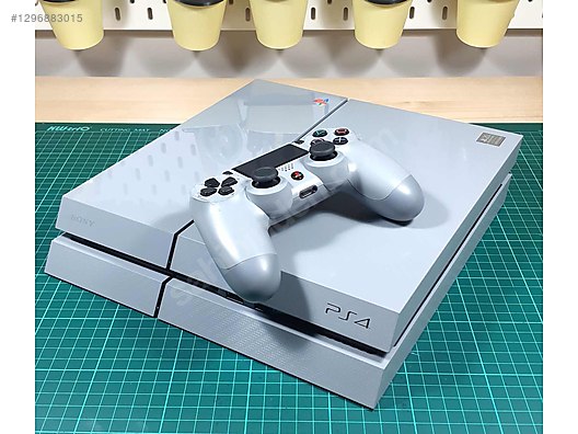 Sony PS4 PlayStation 4 20th Anniversary Limited Edition Console on