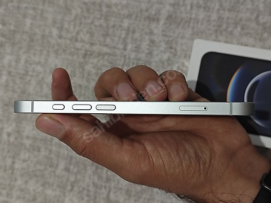 İkinci El ve Sıfır Alışveriş / Cep Telefonu & Aksesuar / Cep Telefonu / Apple / iPhone 16e