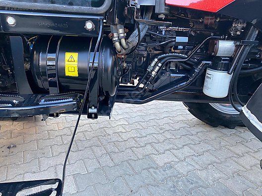 Machinery / Agricultural Machines / Tractors / Case IH / JX100