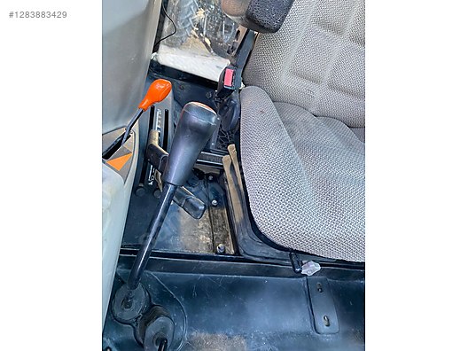 Machinery / Agricultural Machines / Tractors / Case IH / JX100