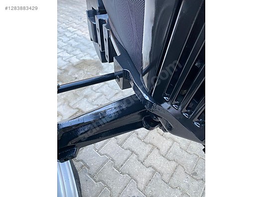 Machinery / Agricultural Machines / Tractors / Case IH / JX100