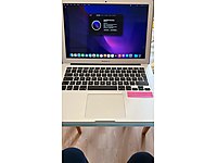 MacBook Air 13 inç açık gri