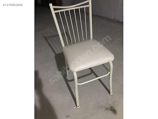 İkinci El ve Sıfır Alışveriş / Ev Dekorasyon / Mobilya / Mutfak / Sandalye