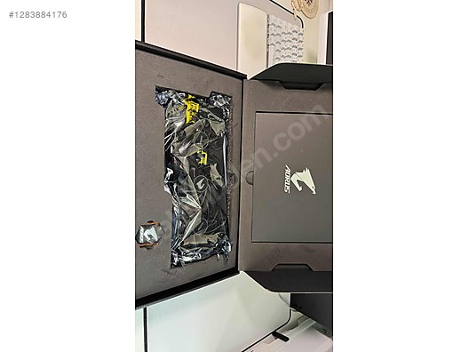 Used & Brand New Items / Computers / Desktops / Desktop Components / Graphics Cards