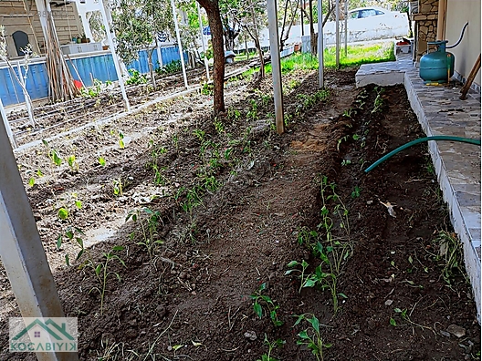 Ayvalık Altınova da Madra Çayı Yakını Denize 30 METRE Mesafede