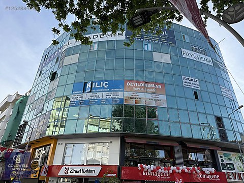 EDREMİT MEYDANINDA ÖN CEPHE 2+1 130 M2 SATILIK OFİS BÜRO