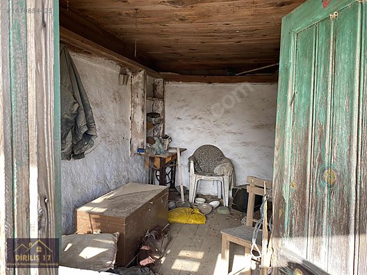 ÇANAKKALE BAYRAMİÇ SÖĞÜTGEDİĞİ KÖYÜNDE SATILIK TAŞ EV Satılık