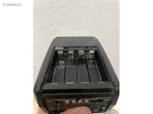 Used & Brand New Items / Cameras & Photographic Equipment / Analogue Film Cameras / 35 mm Film Cameras / Ricoh