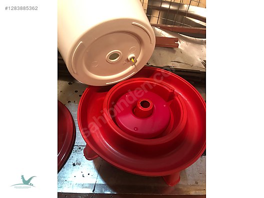 Pets & Livestock / Accessories / Poultry & Fowl / Supplies