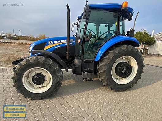 Machinery / Agricultural Machines / Tractors / New Holland / TD100D