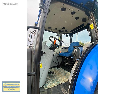 Machinery / Agricultural Machines / Tractors / New Holland / TD100D